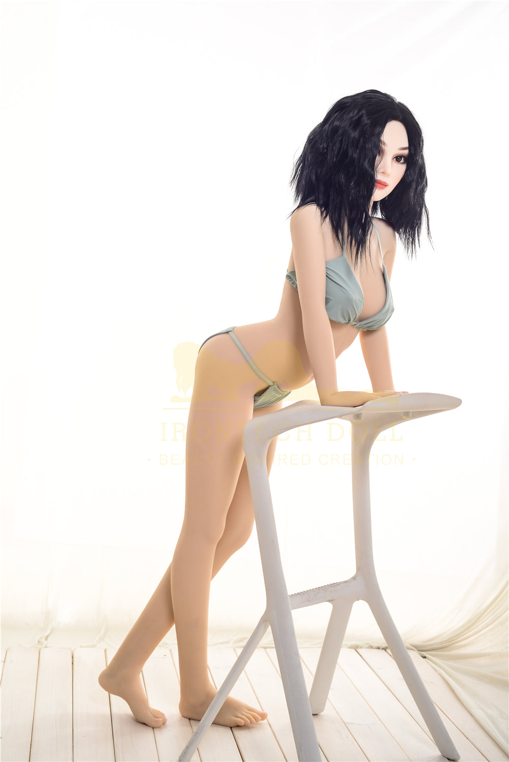 Irontech Sexpuppe Hellena - housedoll - Sexroboter kaufen - Sexpuppe kaufen - Sexpuppe mieten Berlin - Günstige Sexpuppen