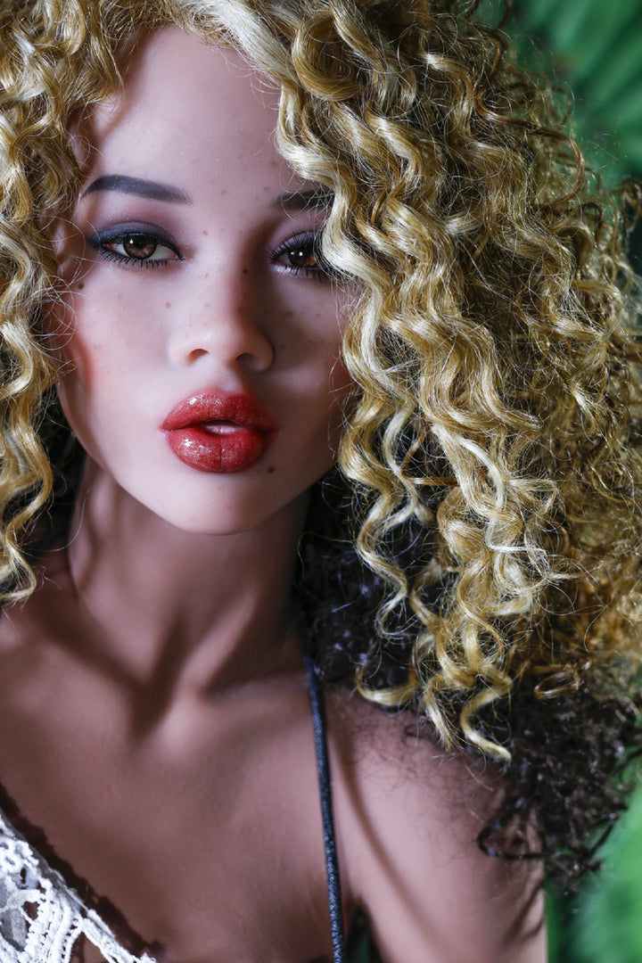 YLDoll Sexpuppe Celine - housedoll - Sexroboter kaufen - Sexpuppe kaufen - Sexpuppe mieten Berlin - Günstige Sexpuppen