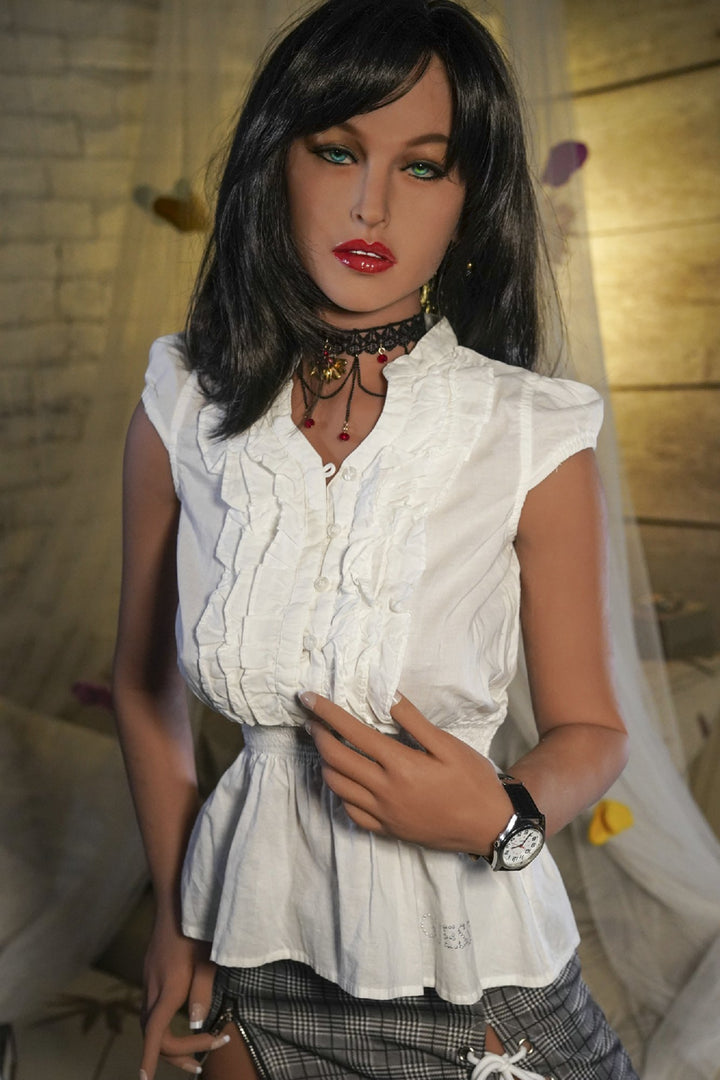 YLDoll Sexpuppe Suzanna - housedoll - Sexroboter kaufen - Sexpuppe kaufen - Sexpuppe mieten Berlin - Günstige Sexpuppen